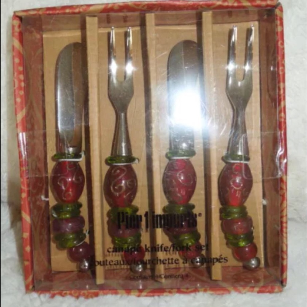 NIB Pier 1 Canapé Holiday Set